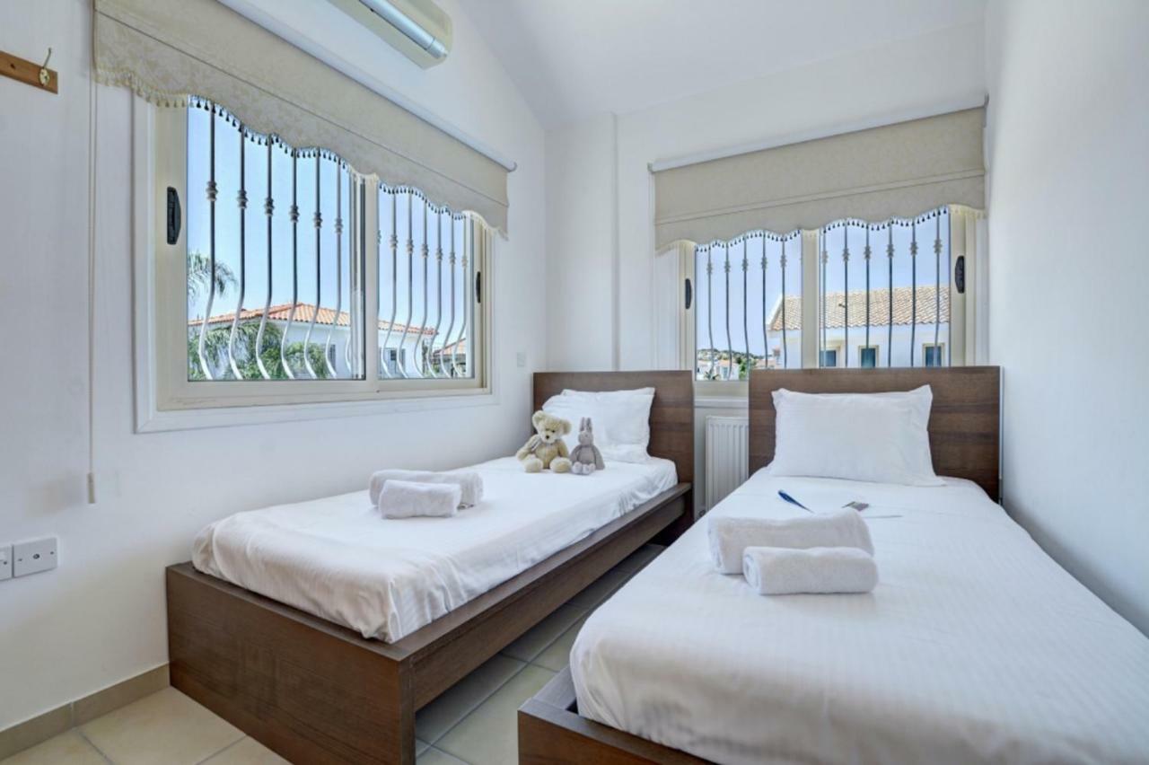 Blue Sea Villa Protaras Exterior foto